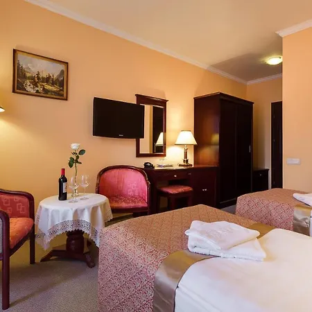 Hotell Adam & Kudowa-Zdrój