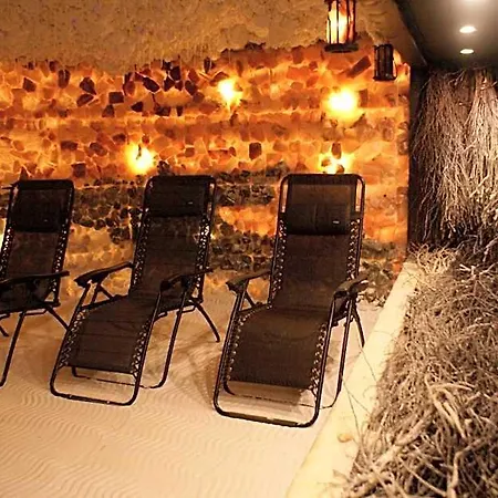 Hotel Adam & 3*
