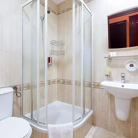 Hotel Adam & 3*
